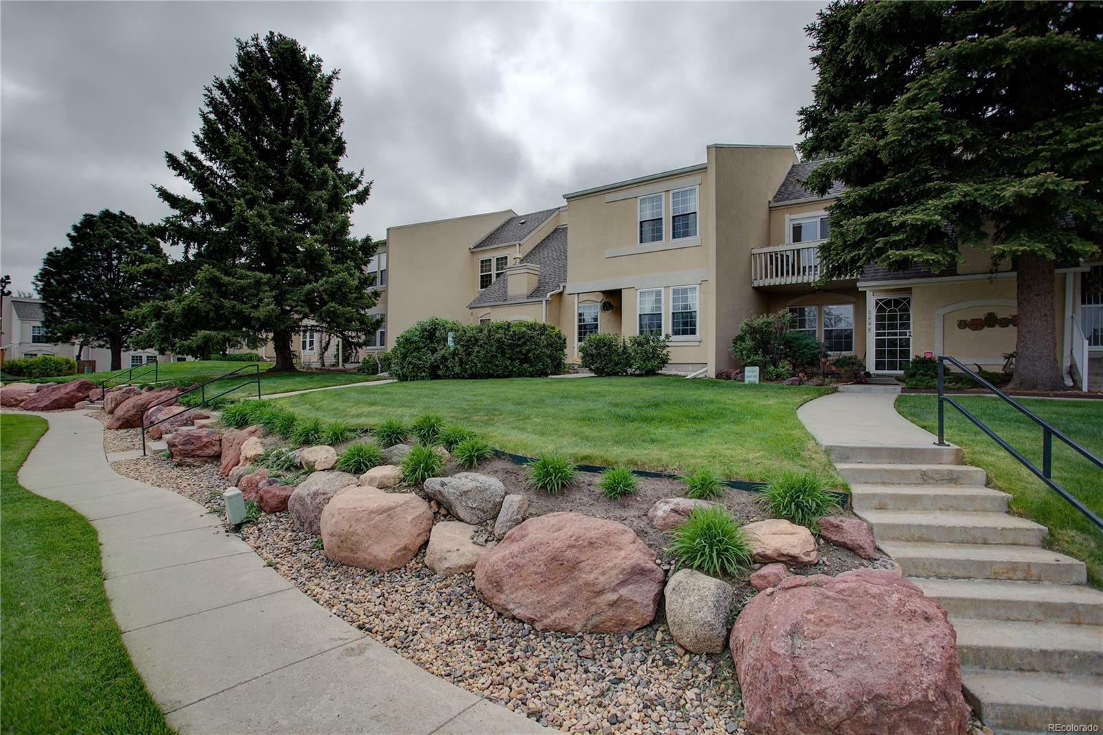 Property Photo:  2838 South Vaughn Way  CO 80014 