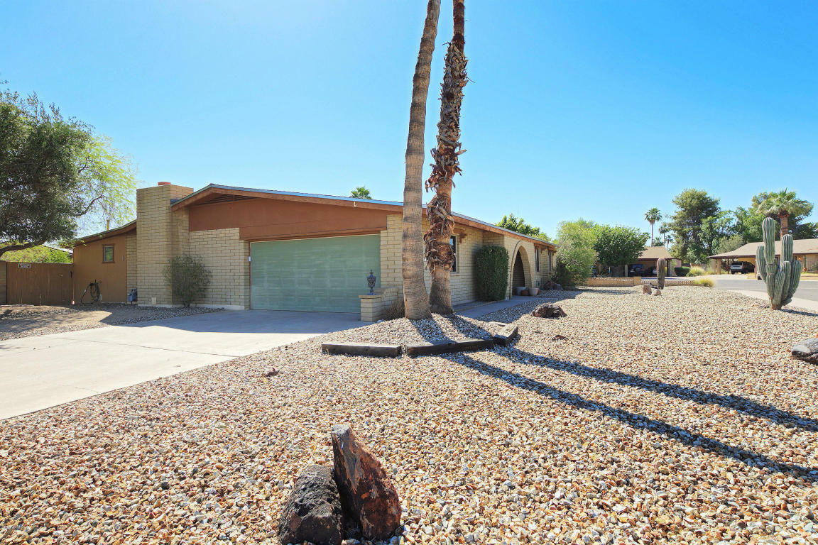 Property Photo:  11431 N 39th Place  AZ 85028 