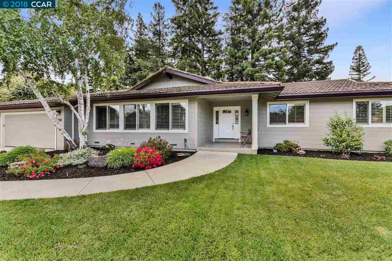 Property Photo: 2241 Loch Ln CA 94598