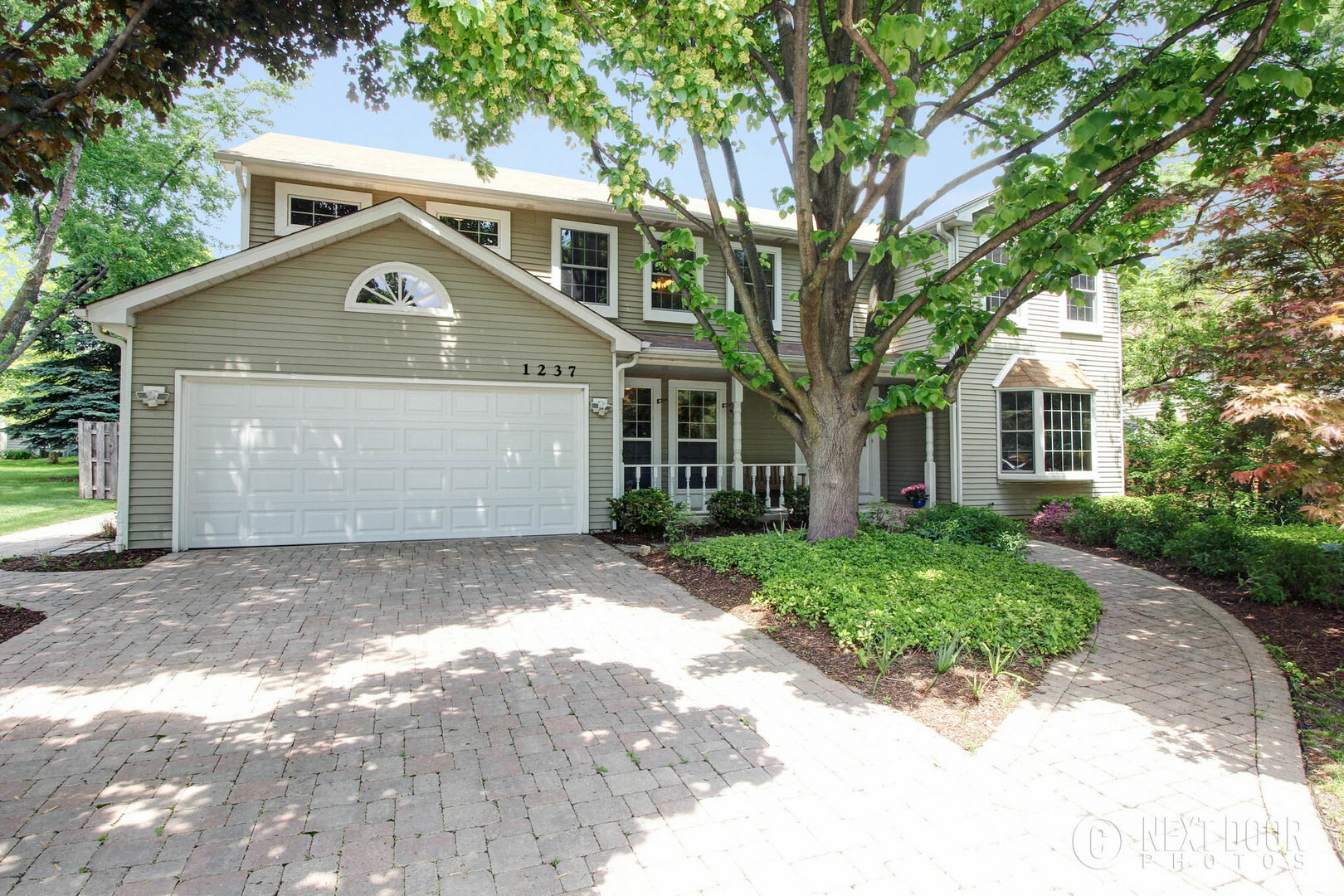 Property Photo:  1237 Wilshire Drive  IL 60540 