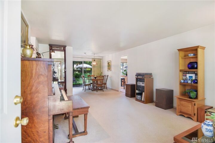 Property Photo: 1637 168th Place NE WA 98008