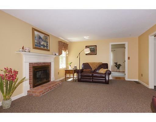 Property Photo:  34 Thaddeus Mason Rd  MA 01532 