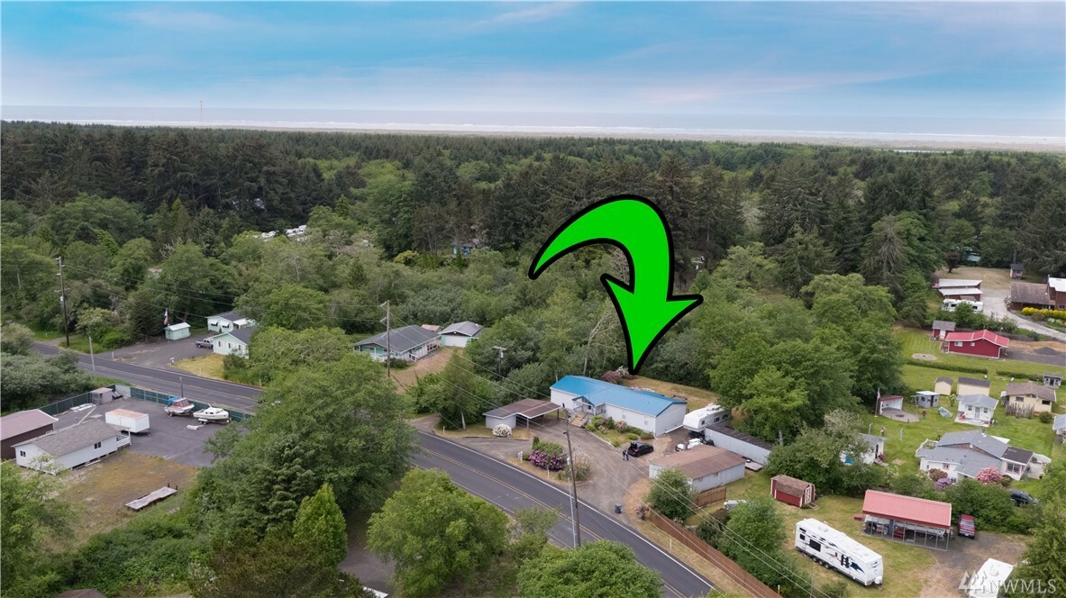 Property Photo: 2917 State Route 105 WA 98547
