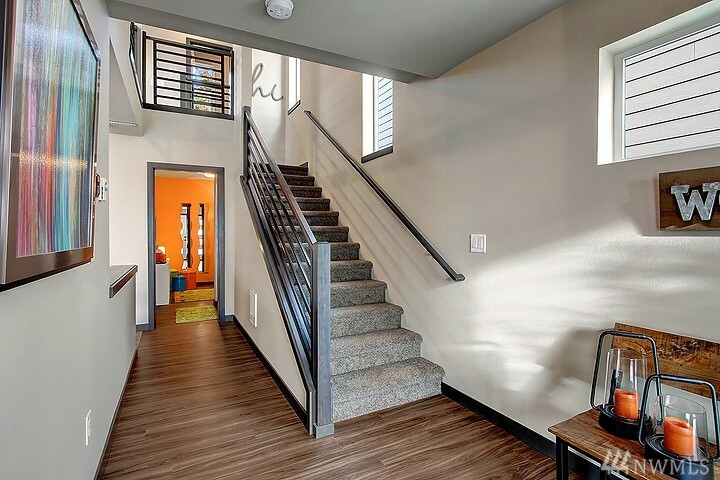Property Photo: 17814 19th Ave W 9 WA 98037