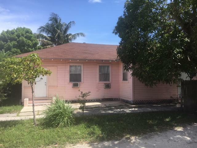 Property Photo:  245 SE 4th Avenue  FL 33483 