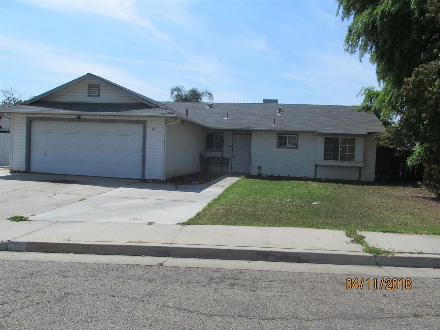 87 N Sierra Street  Porterville CA 93257 photo