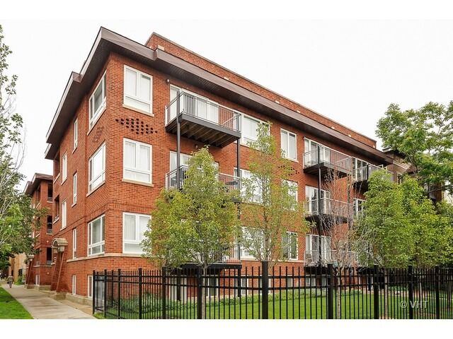 Property Photo: 5923 Winthrop Avenue 1S IL 60660