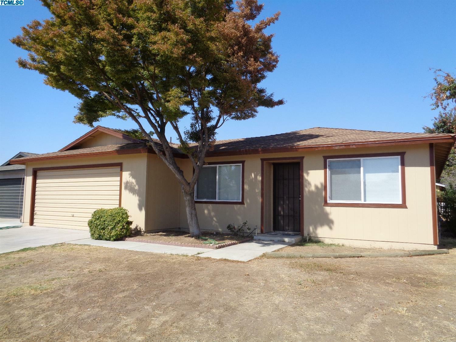 810 San Lucia Lane  Porterville CA 93257 photo