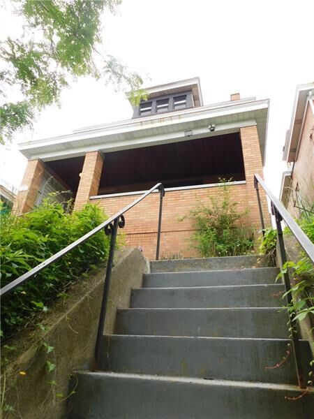 Property Photo:  114 E Agnew  PA 15210 