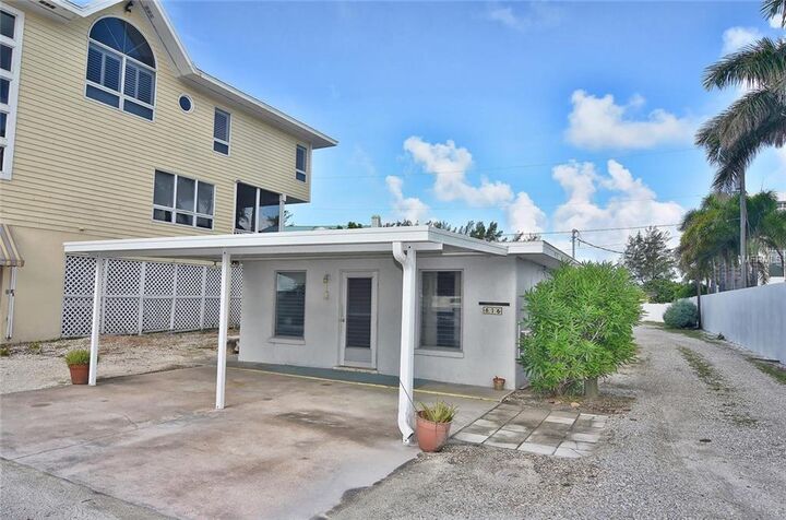 Property Photo:  616 S Casey Key Road  FL 34275 