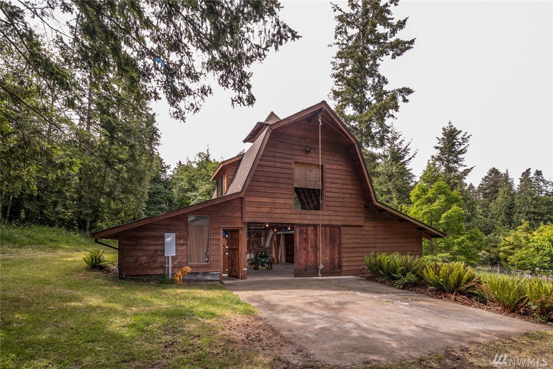 Property Photo:  767 Chuckanut Dr  WA 98229 