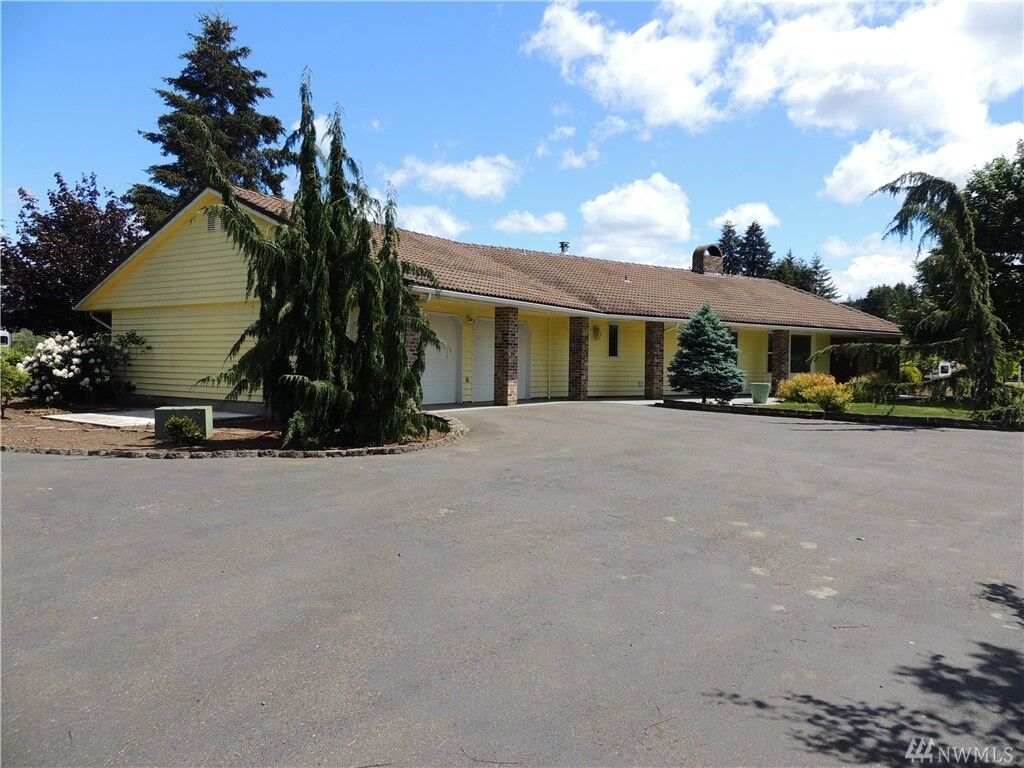 Property Photo:  129 Forth Road  WA 98532 