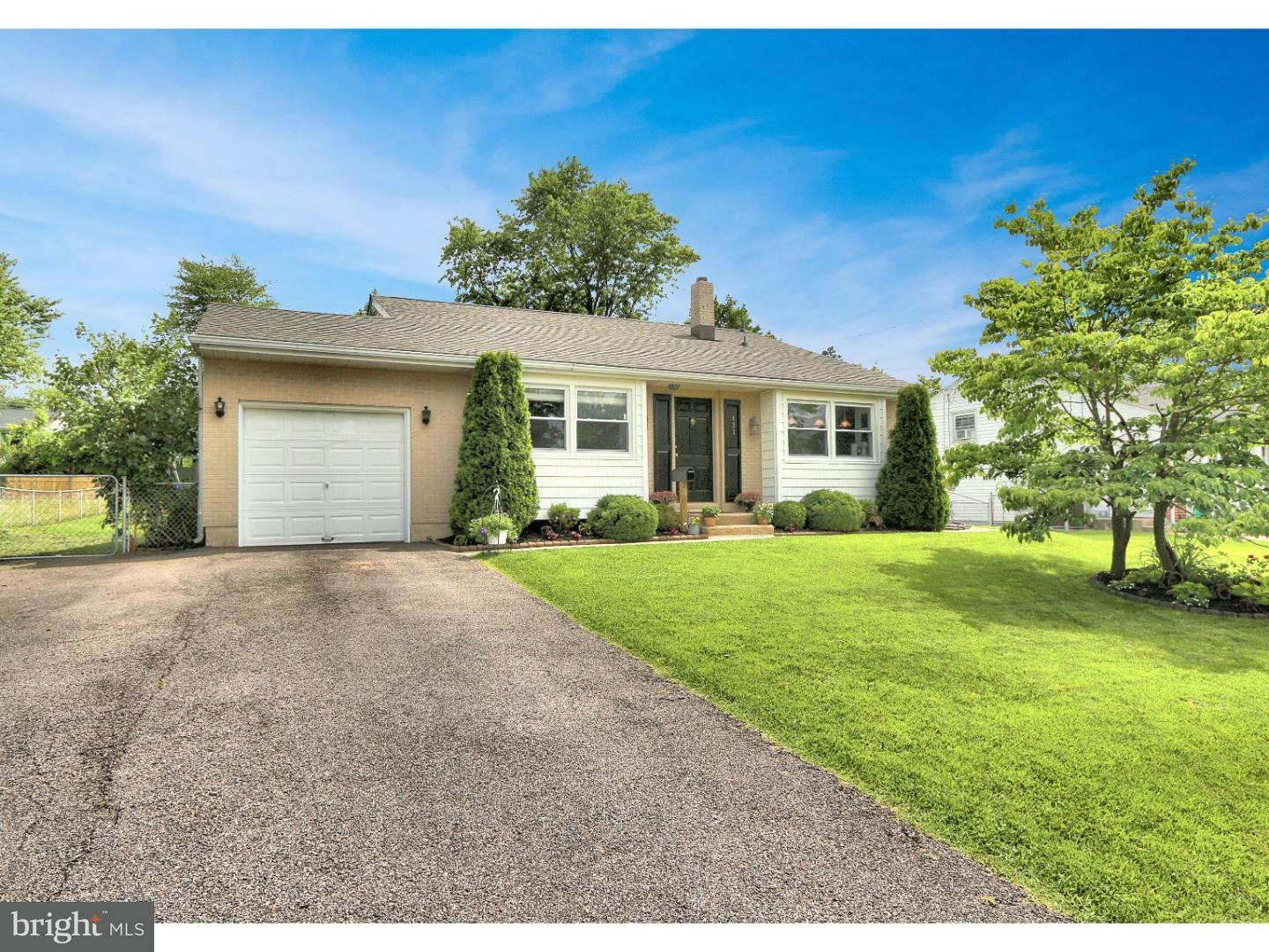 Property Photo:  423 Greenview Road  NJ 08012 