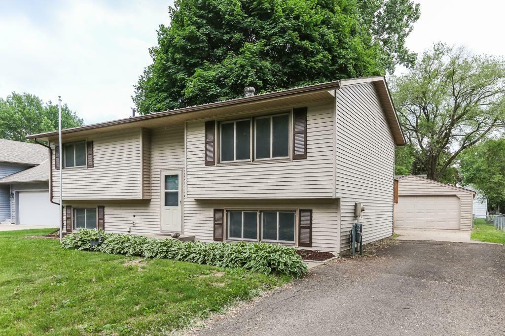 Property Photo:  1724 Eugene Street  MN 55110 