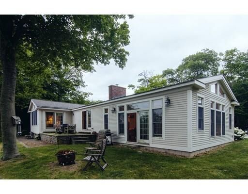 Property Photo:  1 Moses Lane  MA 01929 