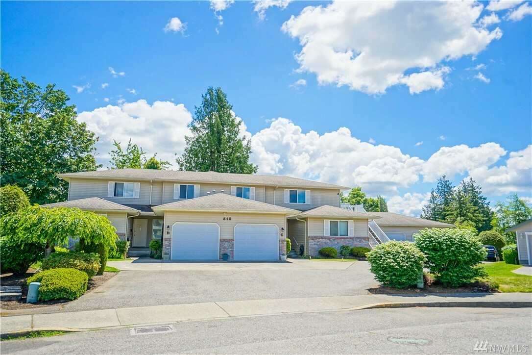 Property Photo: 515 Main Place A WA 98264