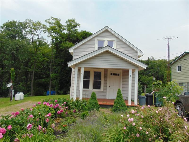 Property Photo: 806 Main Street PA 15411