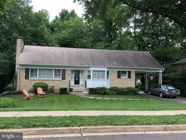 Property Photo: 8402 Blakiston Lane VA 22308