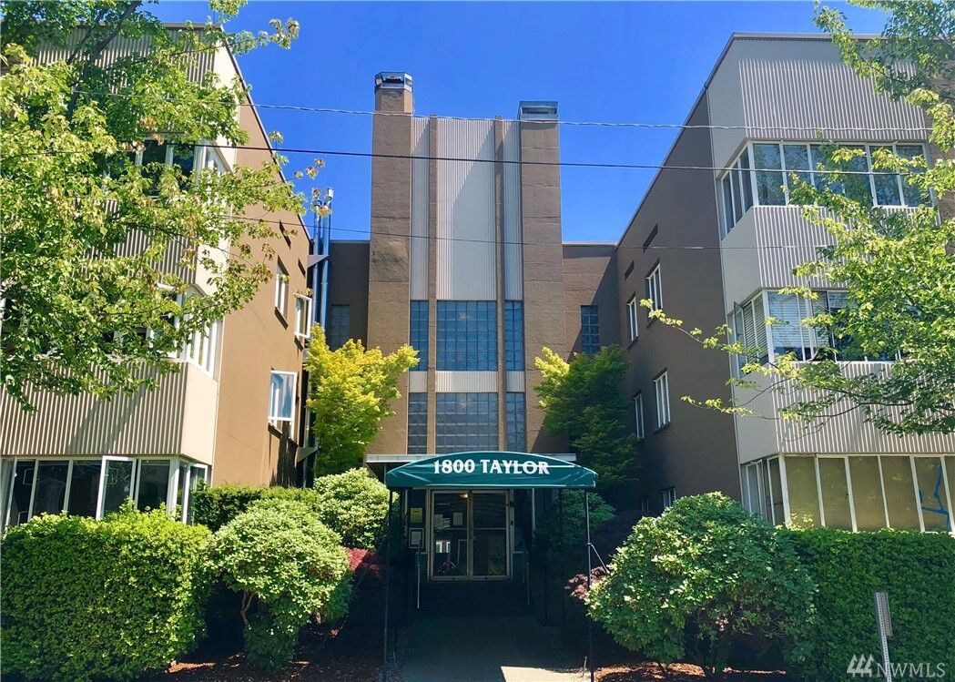 Property Photo:  1800 Taylor Ave N 210  WA 98109 