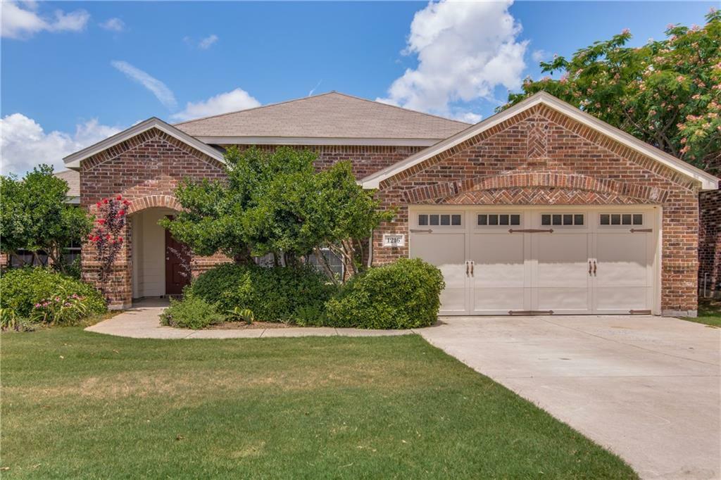 Property Photo:  1216 Stone Lane  TX 75009 