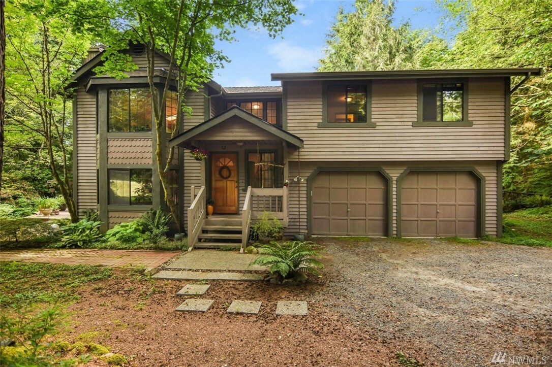 Property Photo:  44420 SE 159th St  WA 98045 