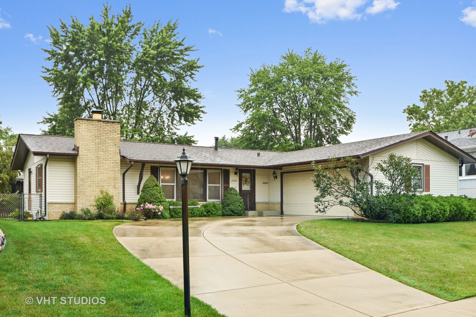 Property Photo: 6300 Rio Verde Avenue IL 60452