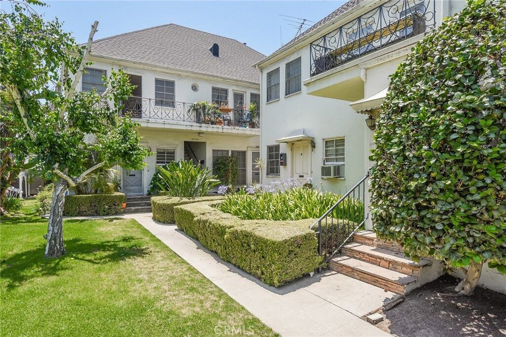 Property Photo:  5322 Loma Linda Avenue  CA 90027 