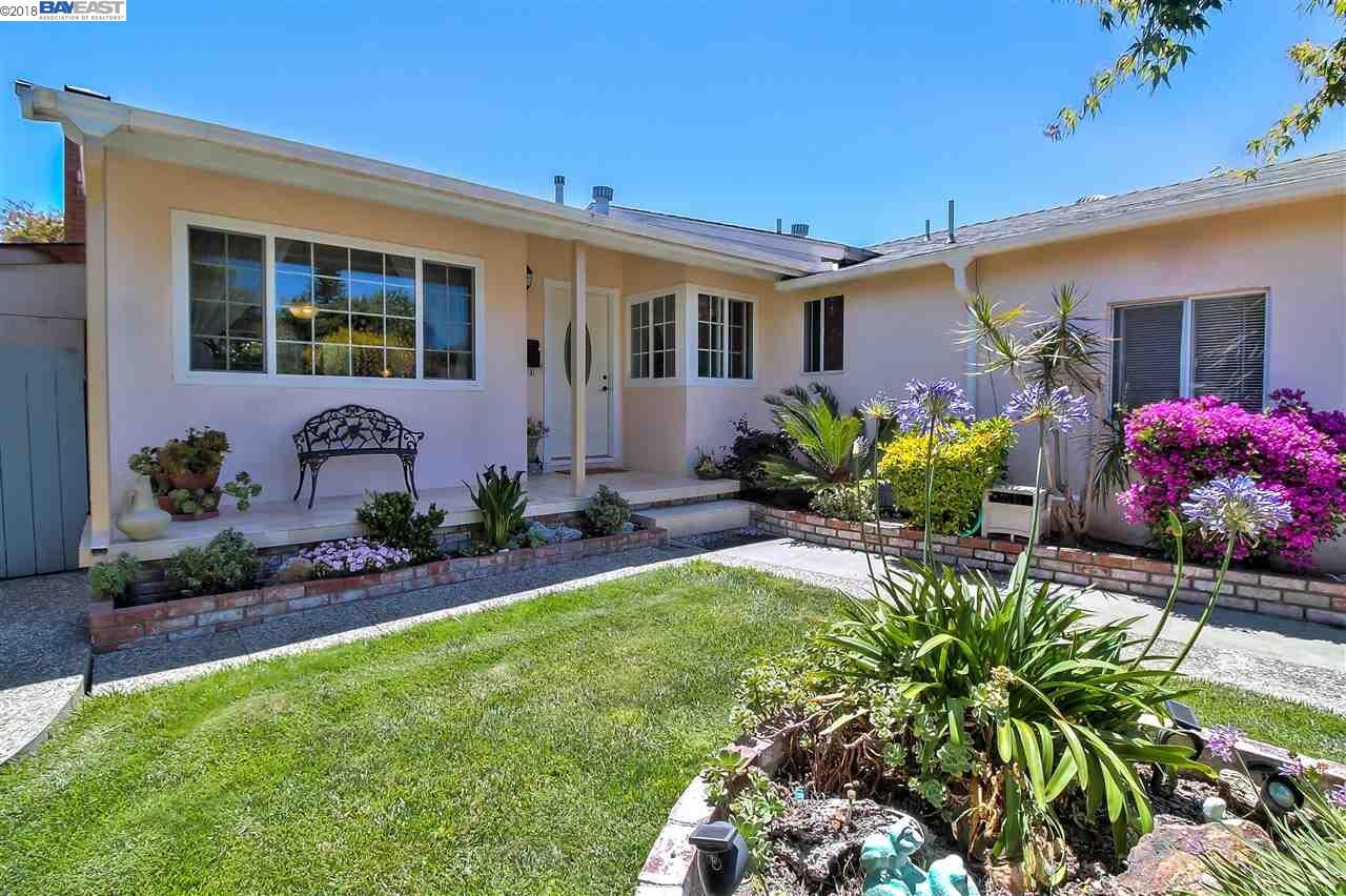 Property Photo:  874 Kramer  CA 94579-2410 