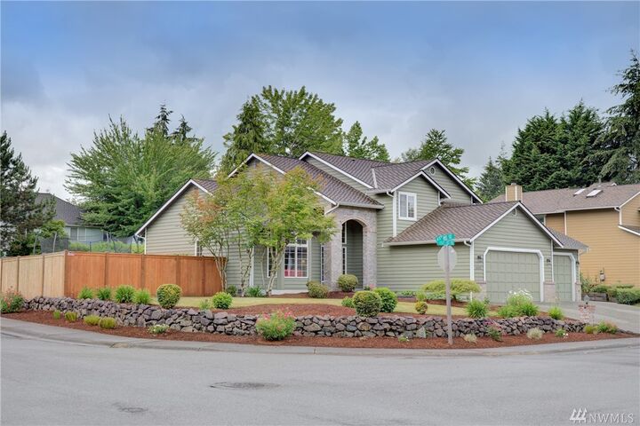 Property Photo:  6428 151st St SE  WA 98296 