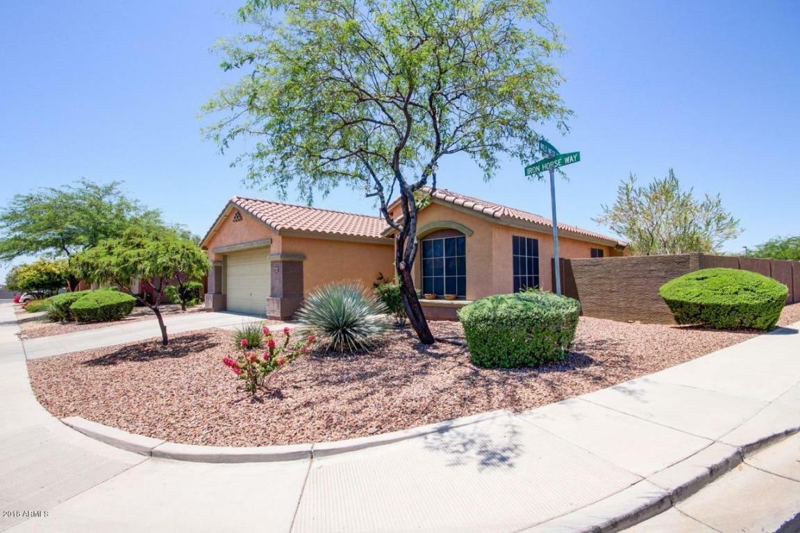 Property Photo:  41036 N Iron Horse Way  AZ 85086 