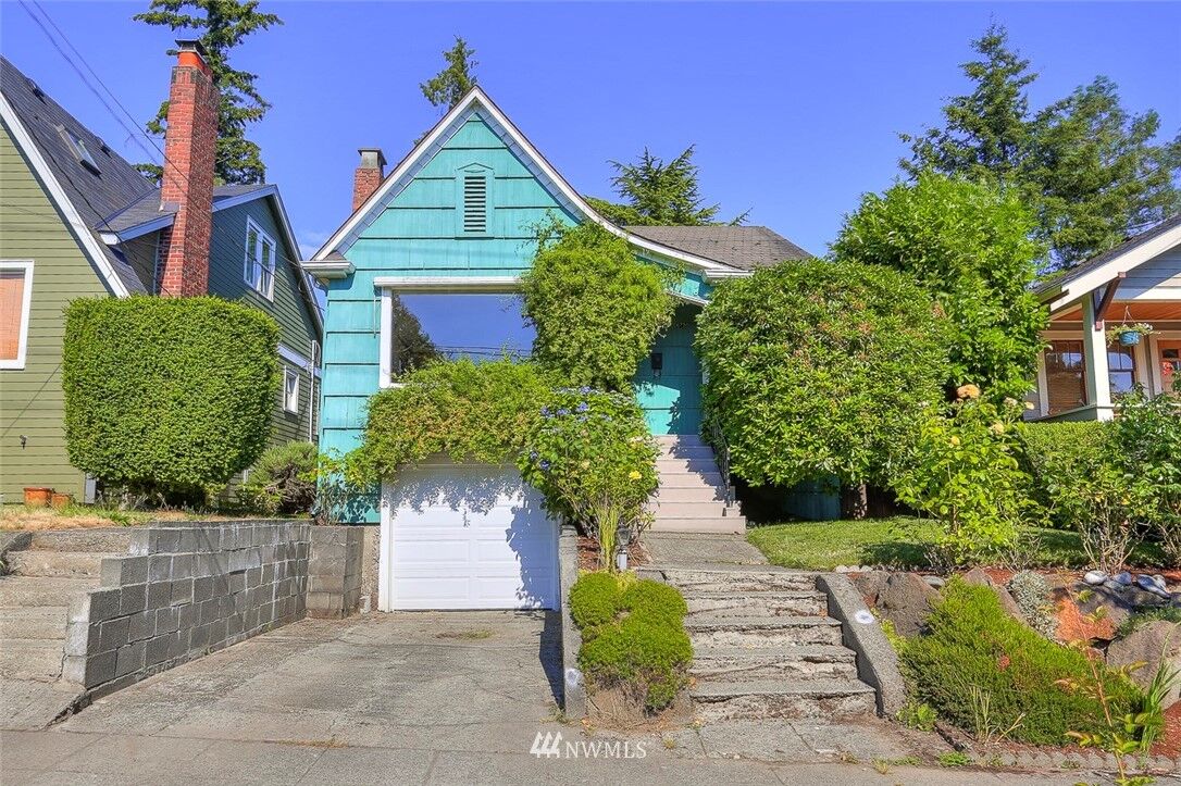 Property Photo:  6730 9th Avenue NW  WA 98117 