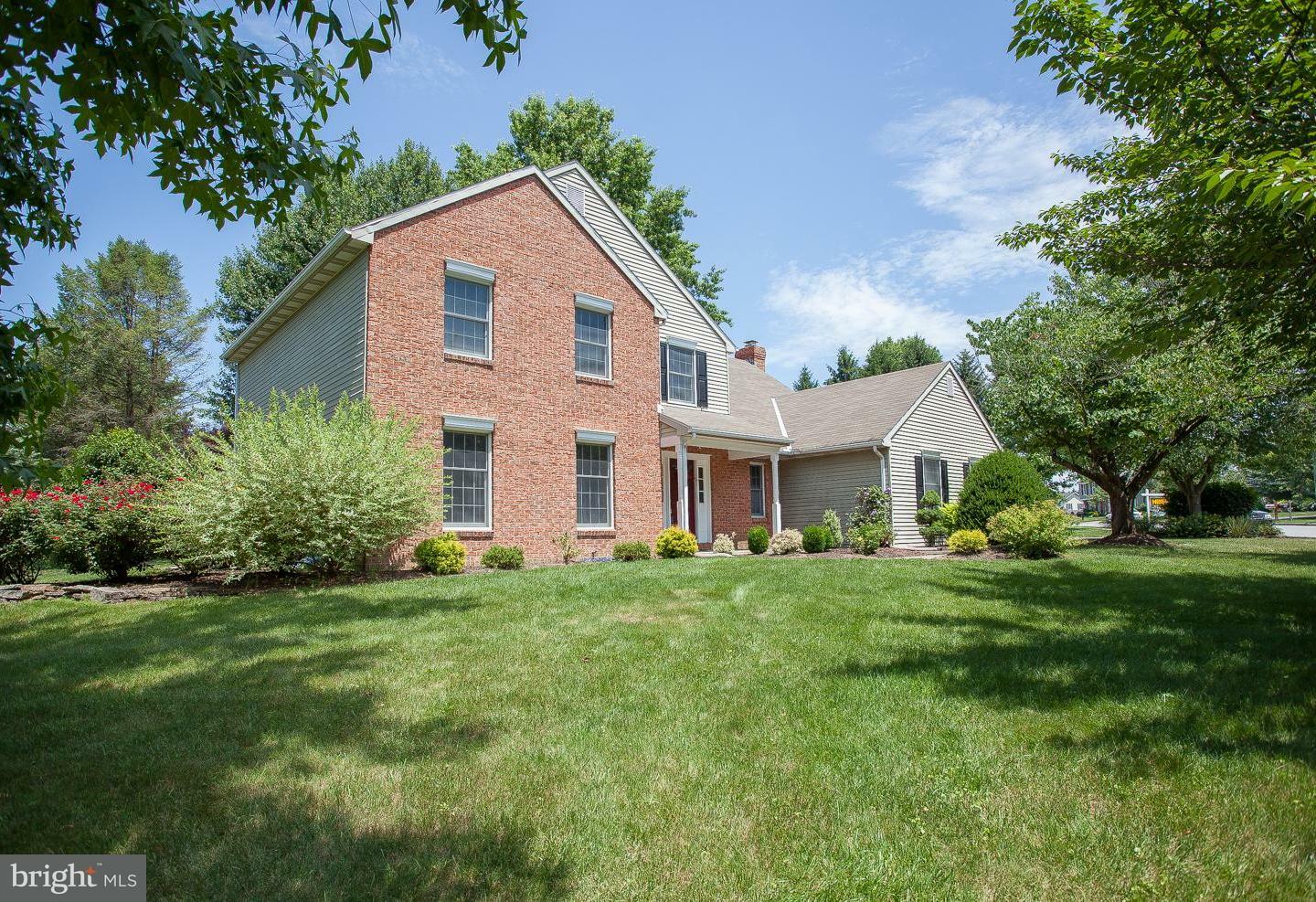 Property Photo:  907 Kent Drive  PA 17050 