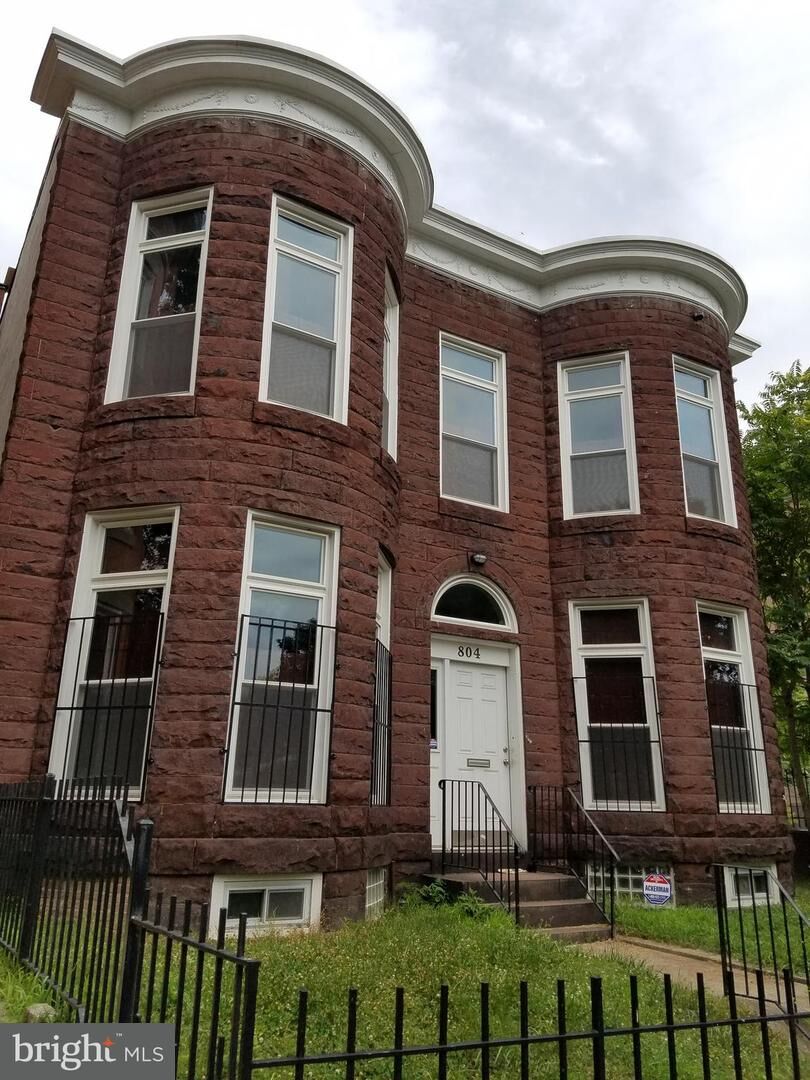 Property Photo:  804 Hollins Street Main Level  MD 21201 