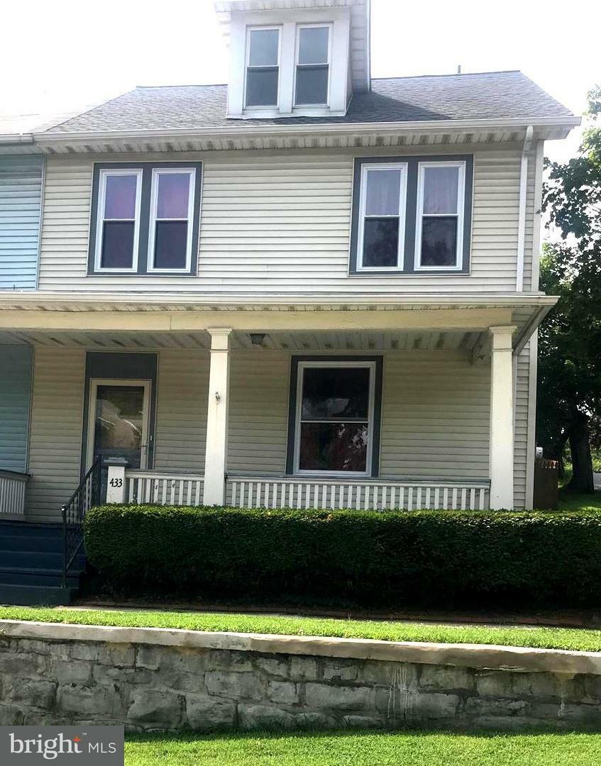 Property Photo:  433 Pine Street  PA 17113 