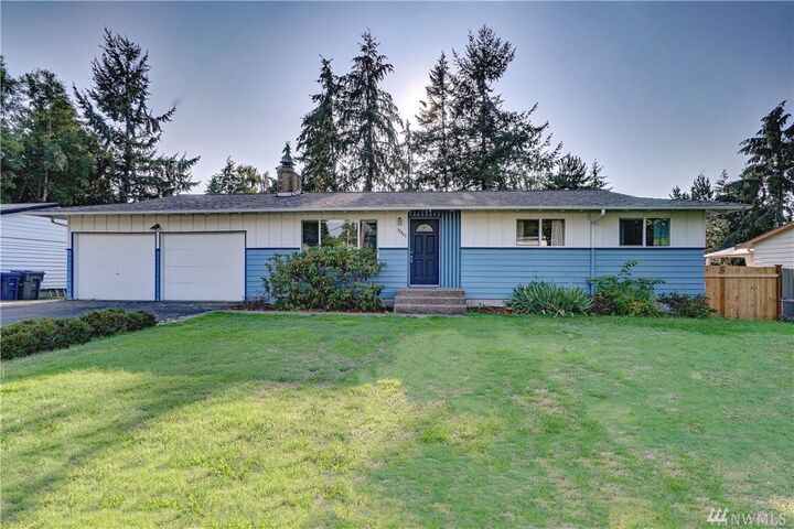 Property Photo: 30463 4th Ave S WA 98003