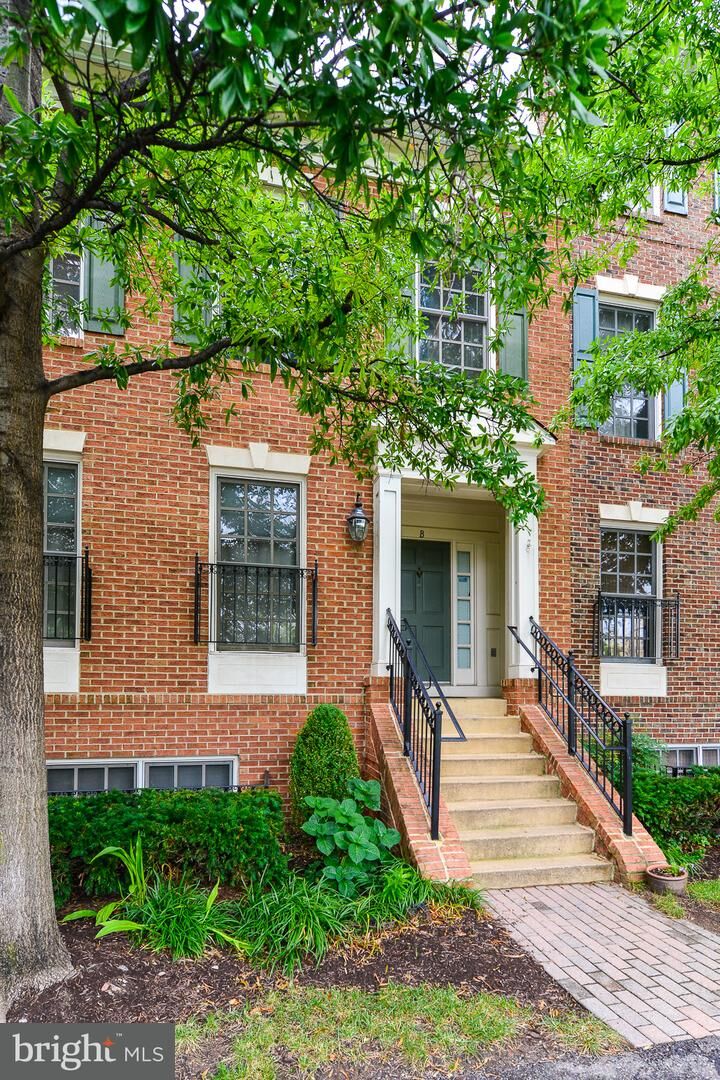 Property Photo: 705 Massey Lane B VA 22314