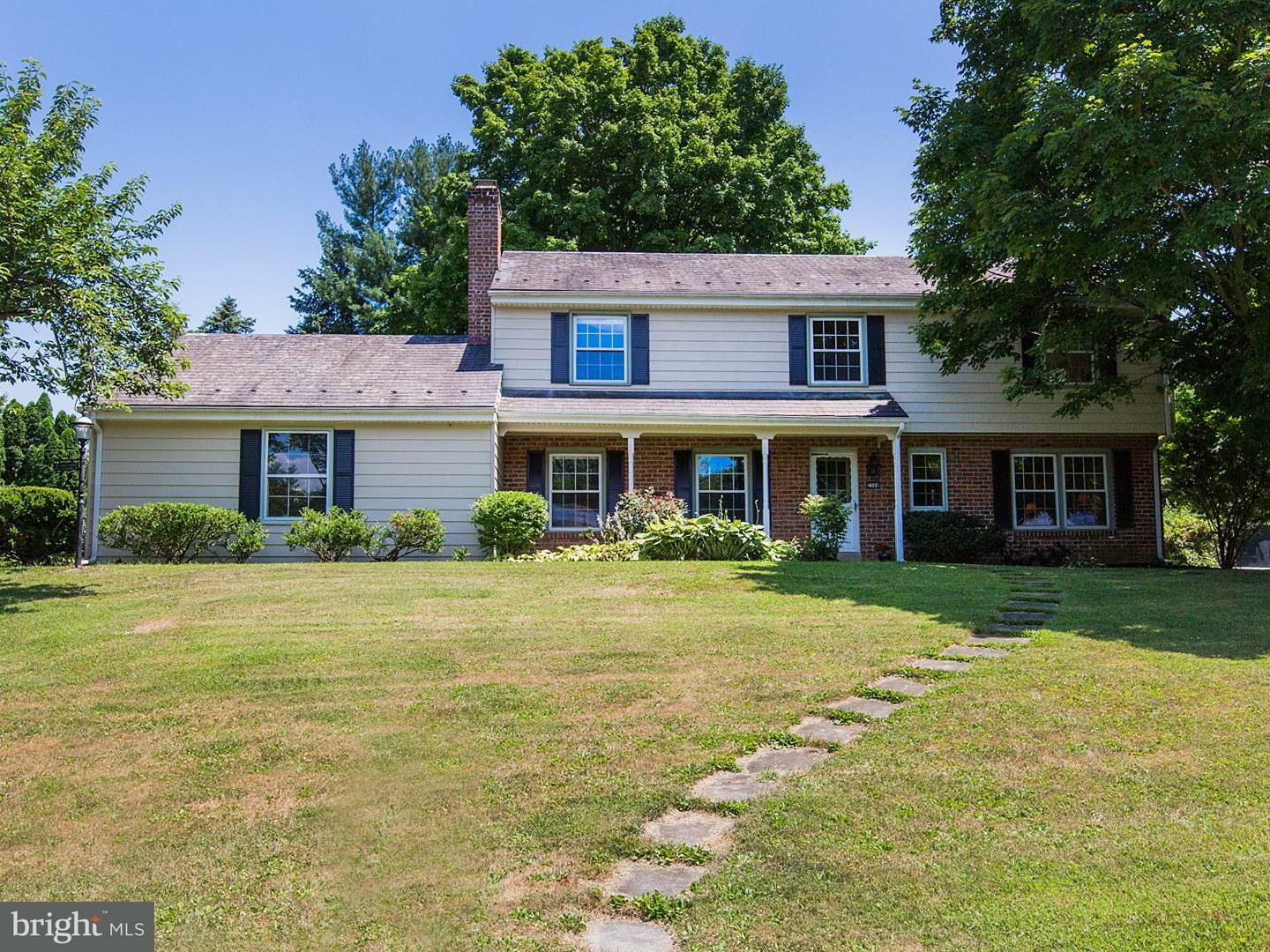 Property Photo:  2304 Louxmont Drive  PA 17603 