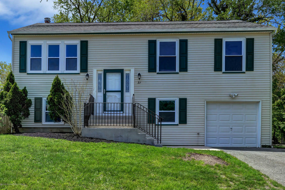 Property Photo:  31 Starboard Avenue  NJ 08005 