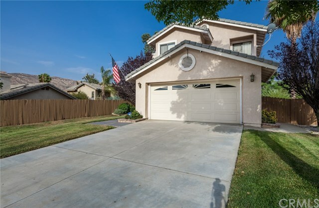 Property Photo:  10332 Country Grove Drive  CA 92557 