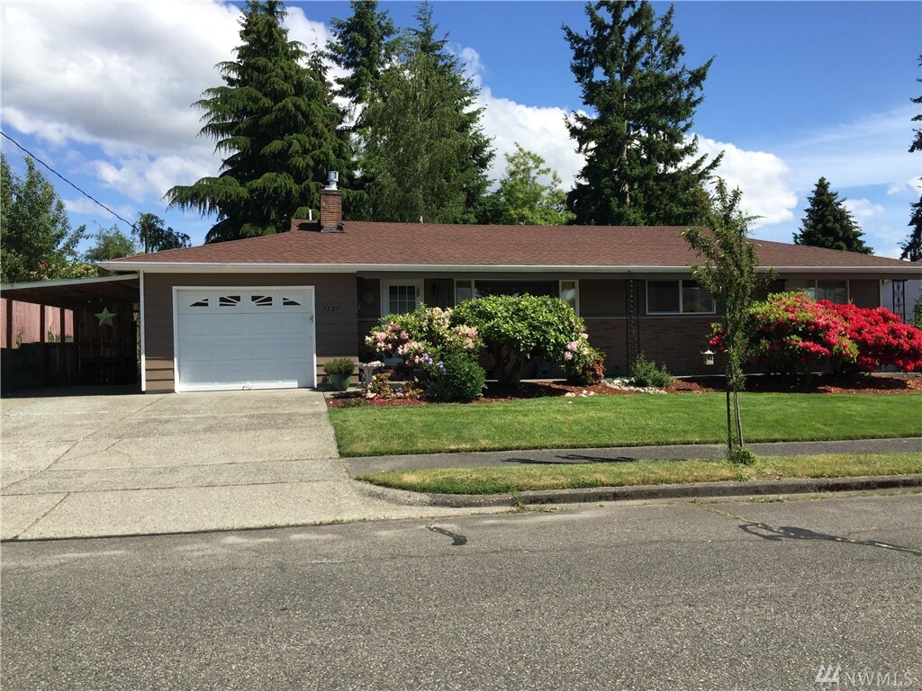 Property Photo: 1127 Lenore Dr WA 98406