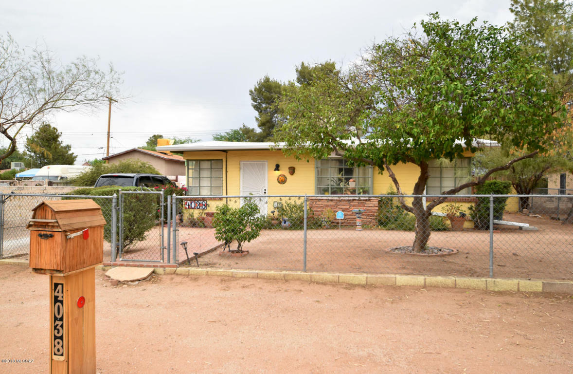 Property Photo:  4038 E Montecito Street  AZ 85711 