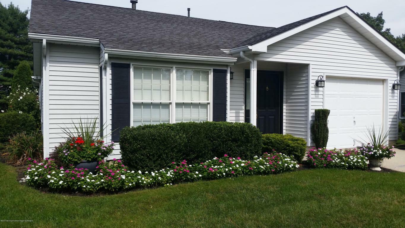 Property Photo:  1977 Cherryvale Court  NJ 08755 