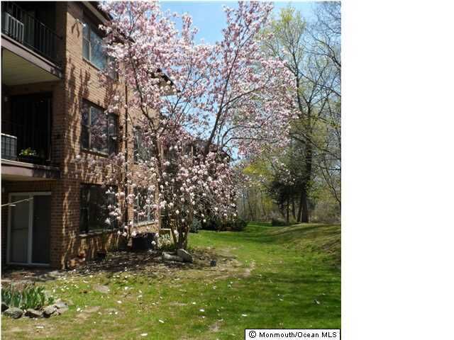 Property Photo:  200 Portland Road E14  NJ 07732 