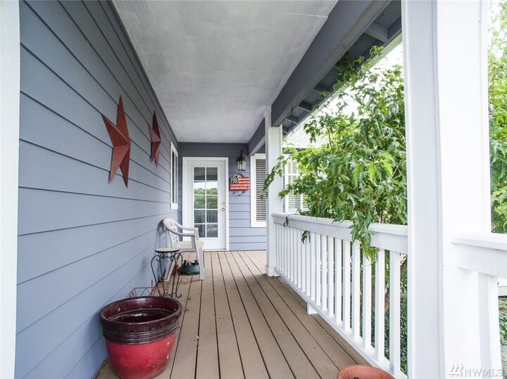 Property Photo:  1621 SW Rock Rose Dr  WA 98277 
