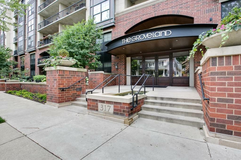 Property Photo:  317 Groveland Avenue 708  MN 55403 