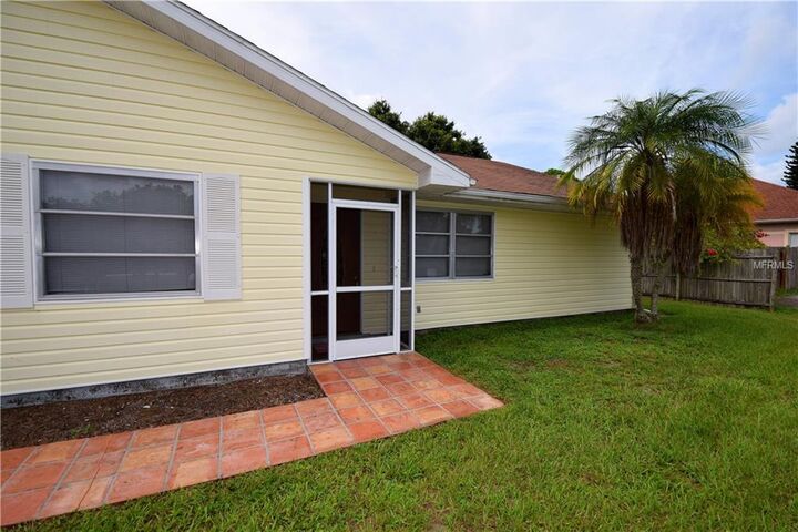 Property Photo:  531 Ponderosa Road  FL 34293 