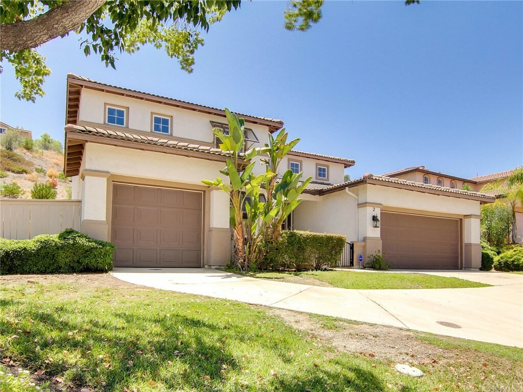 Property Photo:  2 Vista Palermo  CA 92532 