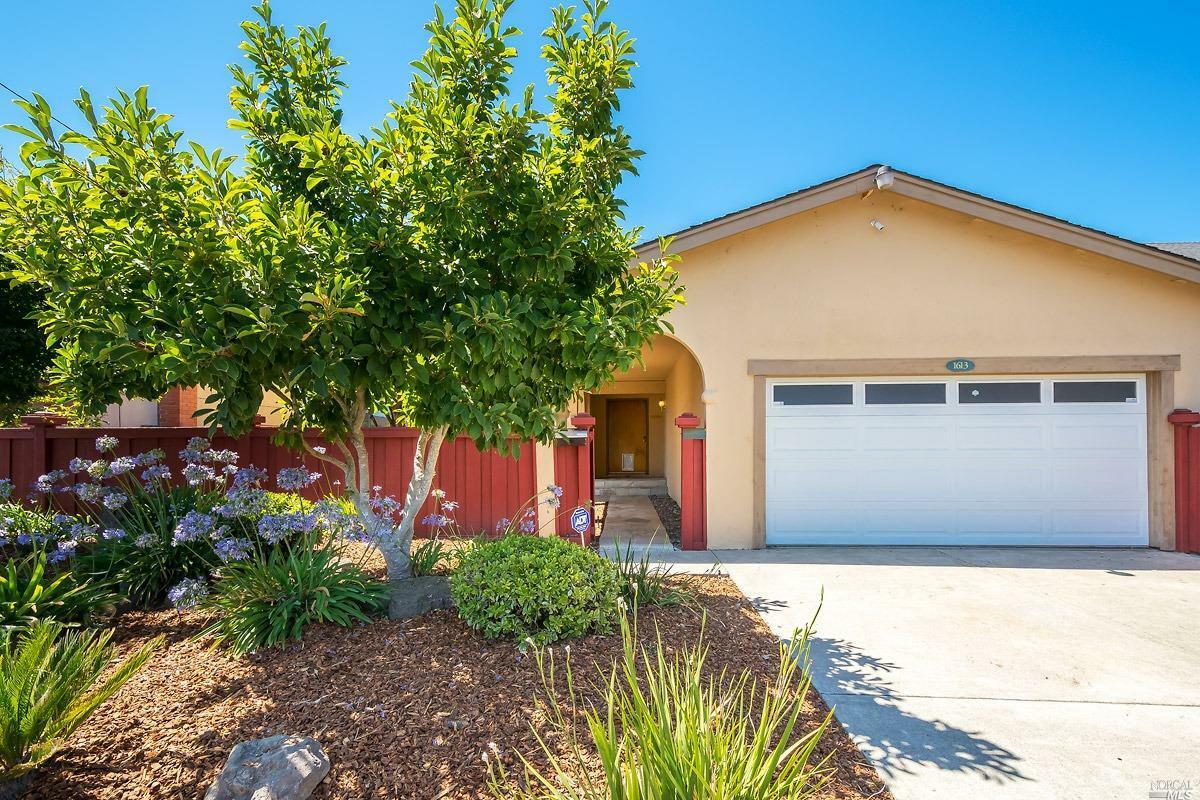 Property Photo:  1613 East Madison Street  CA 94954 