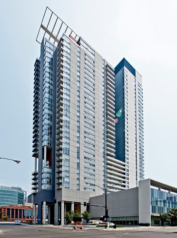 Property Photo: 737 Washington Street 1602 IL 60661