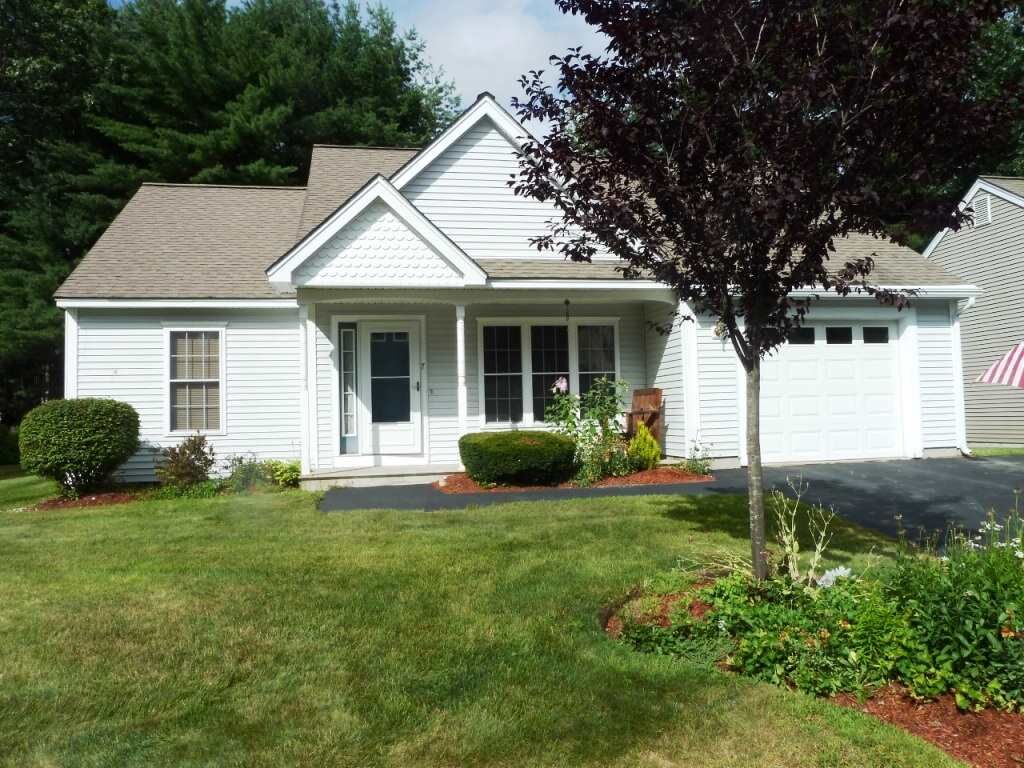 Property Photo: 7 Lexington Court NH 03051